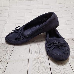 Minnetonka Sz 11 Women's Kilty Navy Slippers